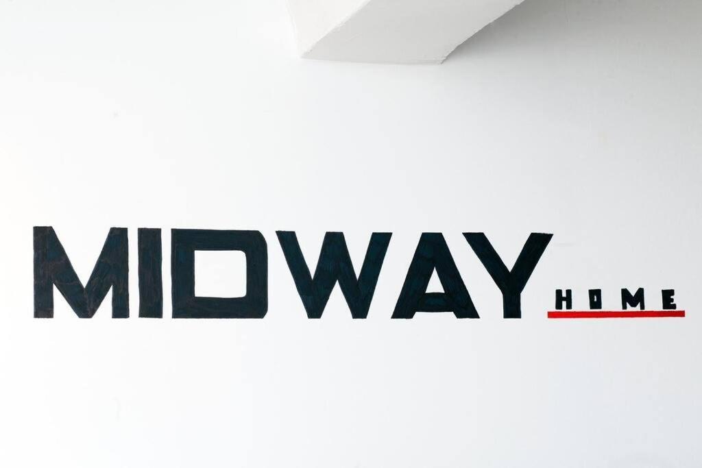 Midway Home, Nel Centro Storico Di Genova Luaran gambar